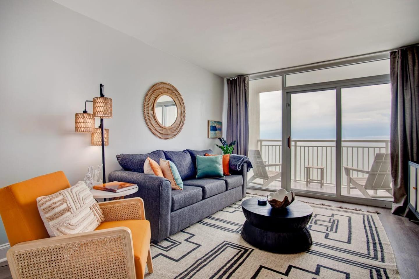 Oceanfront Escape Renovated Suite At Camelot Миртл-Бич Экстерьер фото